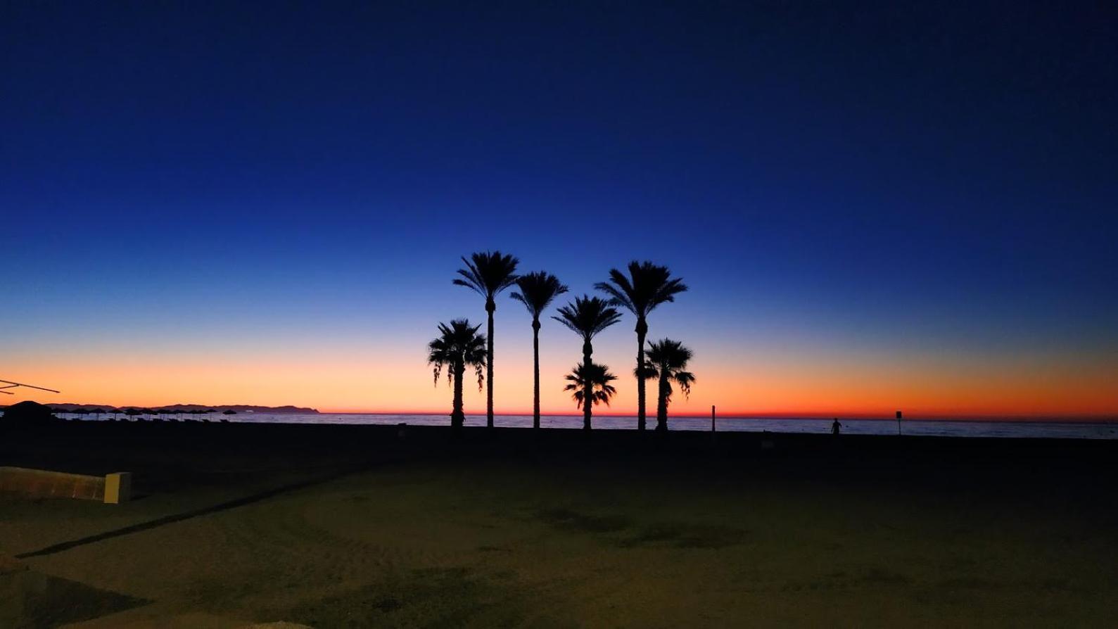 Coqueto Apartamento Con Terraza En La Playa Roquetas de Mar Kültér fotó